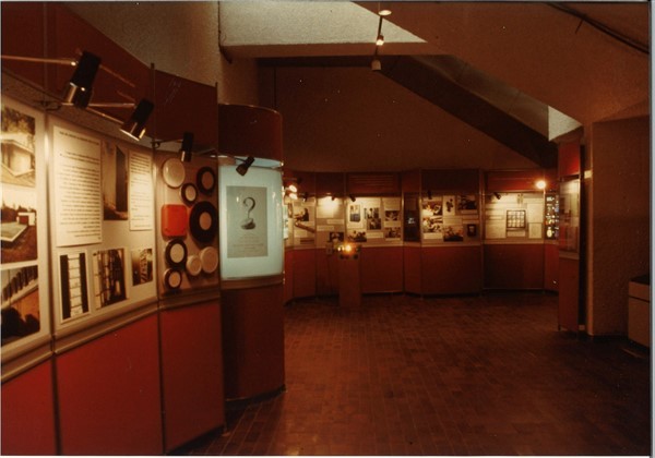 Vue de l'exposition Film es-tu là? (Cannes, 1983)