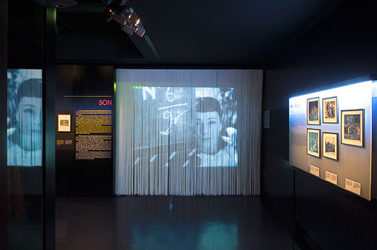 [Vue de la section consacrée au Son  exposition Tournages. Paris-Berlin - Photographie Stéphane Dabrowski]