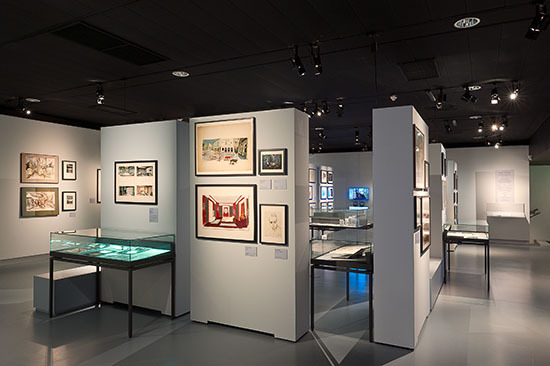 [Vue d'ensemble de l'exposition Profession: chef décorateur (Galerie des donateurs) - Photographie Stéphane Dabrowski]