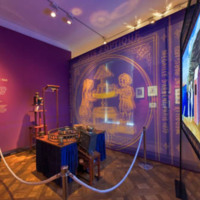 [Ilot dédié au théâtre optique exposition Laterna magica e filmo dipinto - Photographie Stéphane Dabrowski]