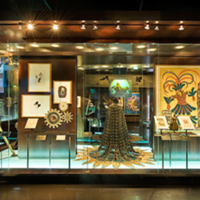 [Vitrine consacrée à l'Atlantide exposition Passion Cinéma verso - Photographie Stéphane Dabrowski]