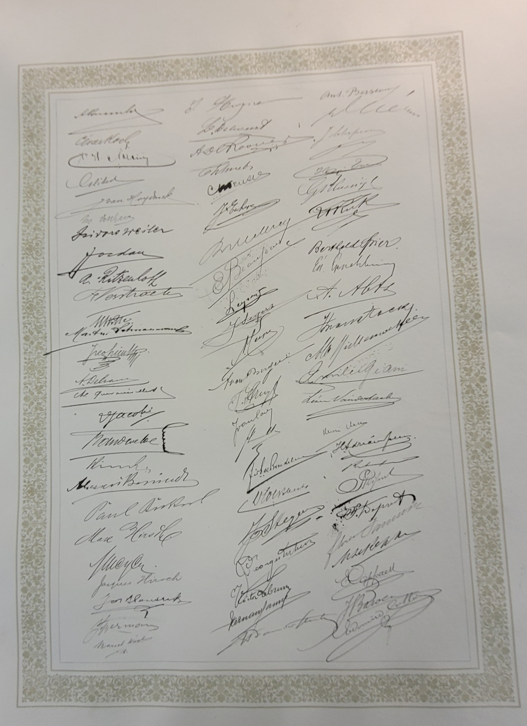 Signatures des membres de la Bourse - 7