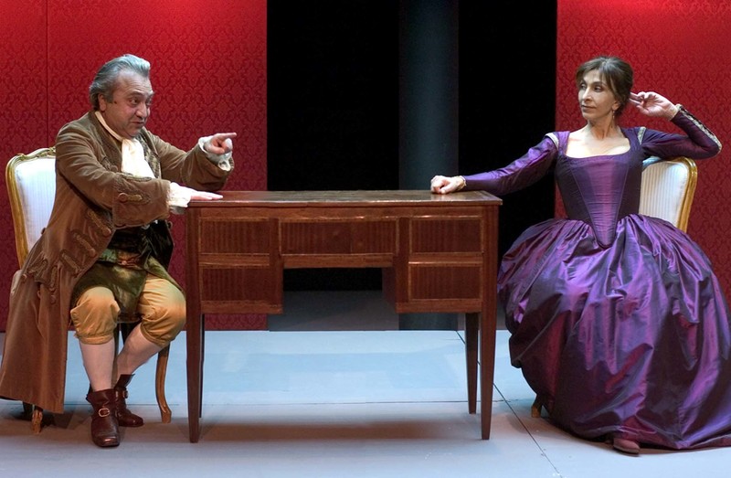 1998 : Le false confidenze (Toni Servillo), Photos du spectacle