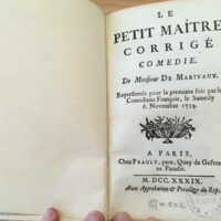 1739 : Le petit-maître corrigé