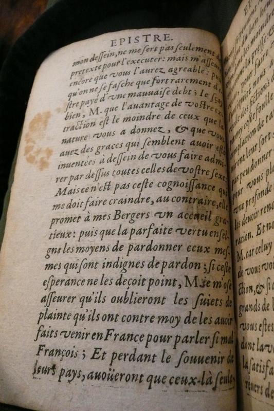 Dédicace de <em>La Doranise</em> Dédicace de <em>La Doranise</em>