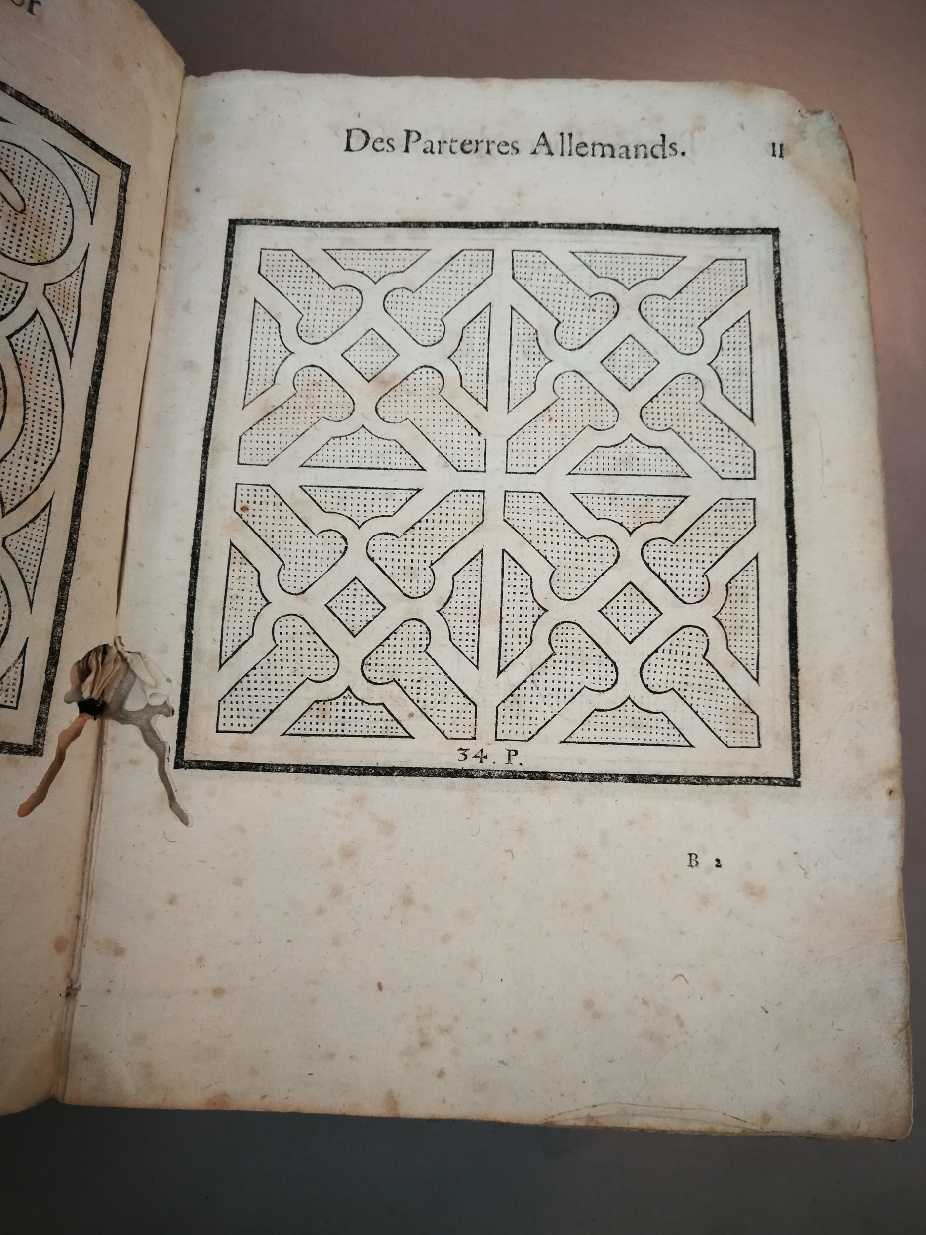 1629 - Étienne Gamonet - Trésor des parterres de l’univers - BM Marseille