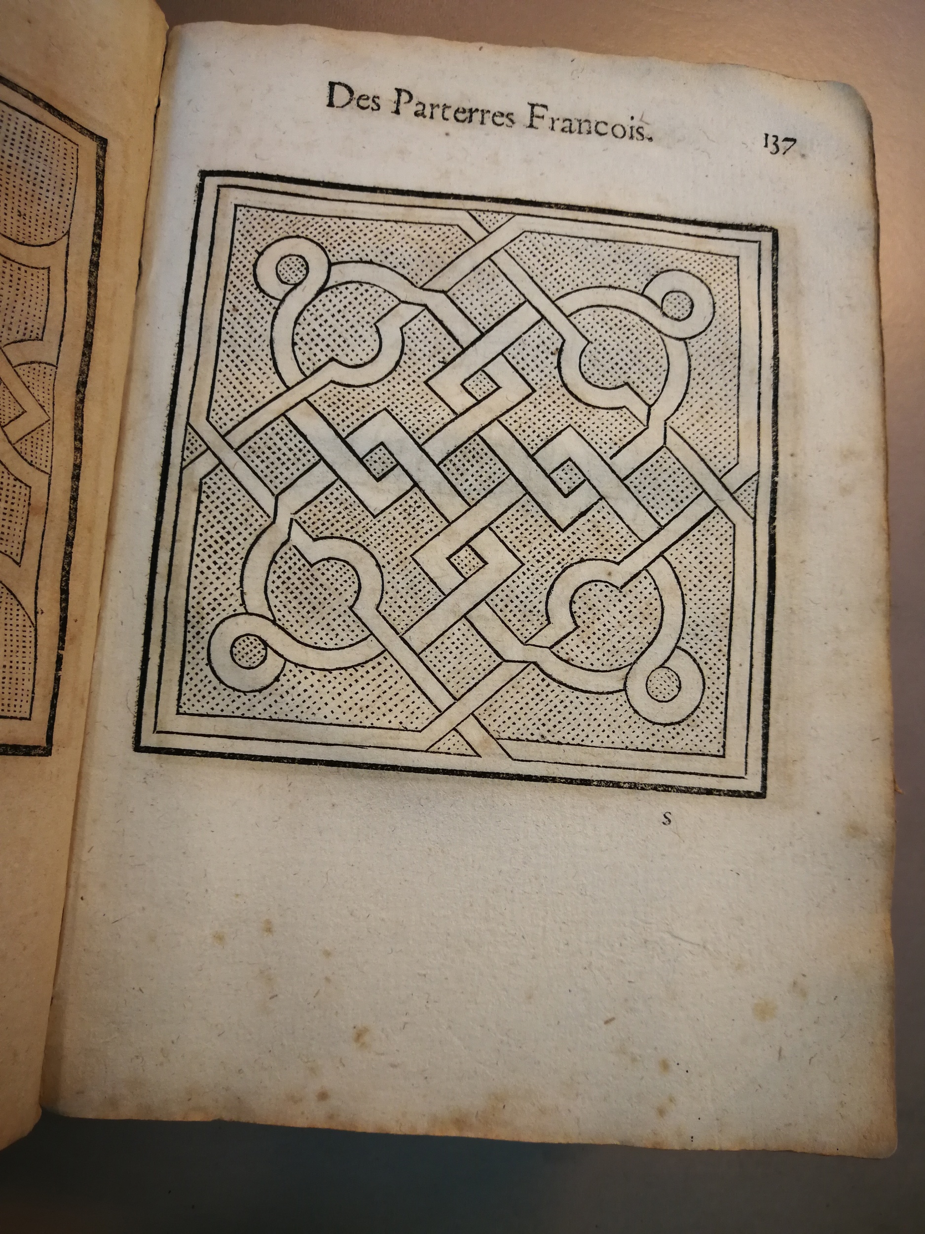 1629 - Étienne Gamonet - Trésor des parterres de l’univers - BM Marseille