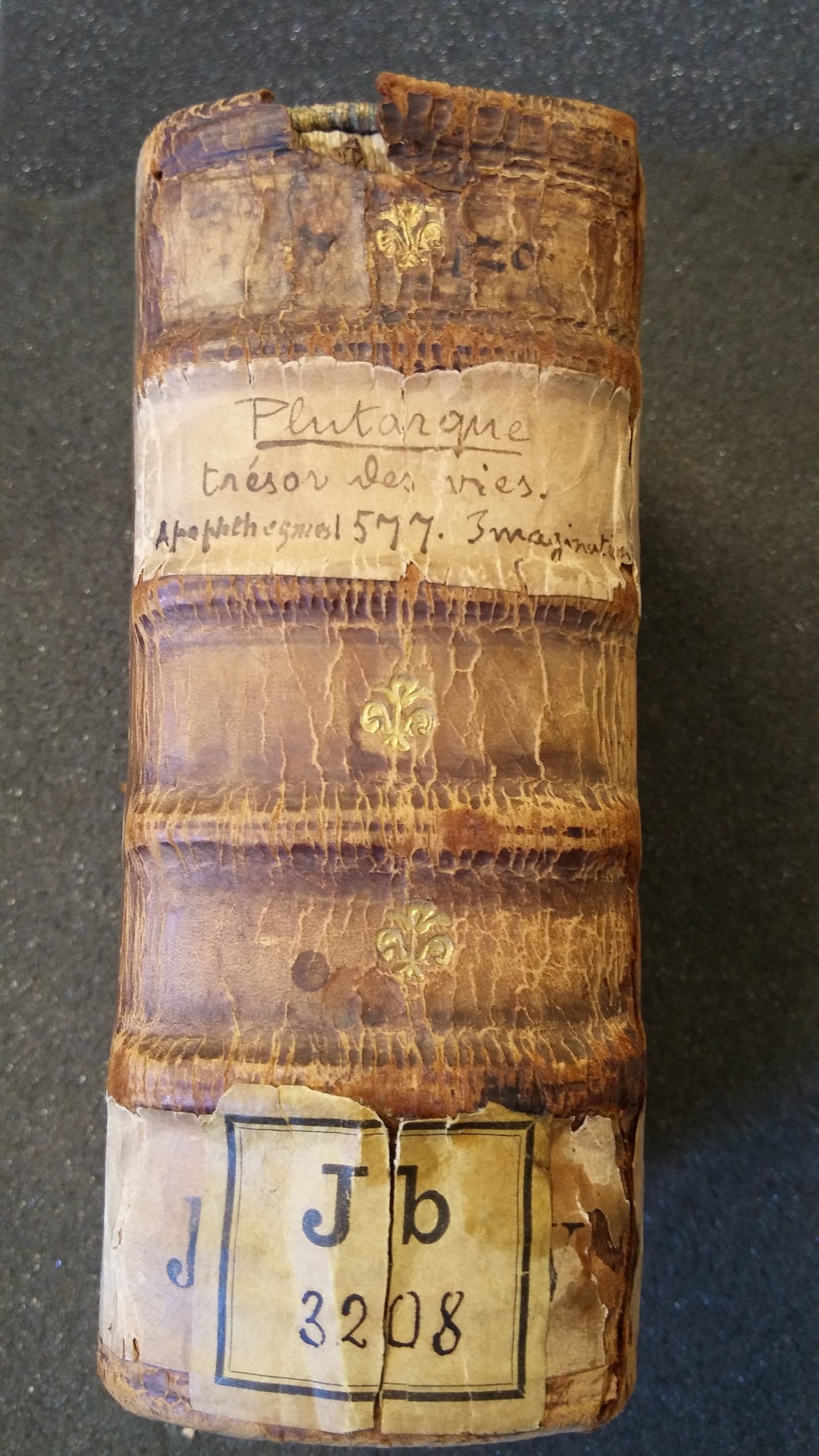 1577 - Claude Micard - Trésor des vies de Plutarque - Saint-Gallen