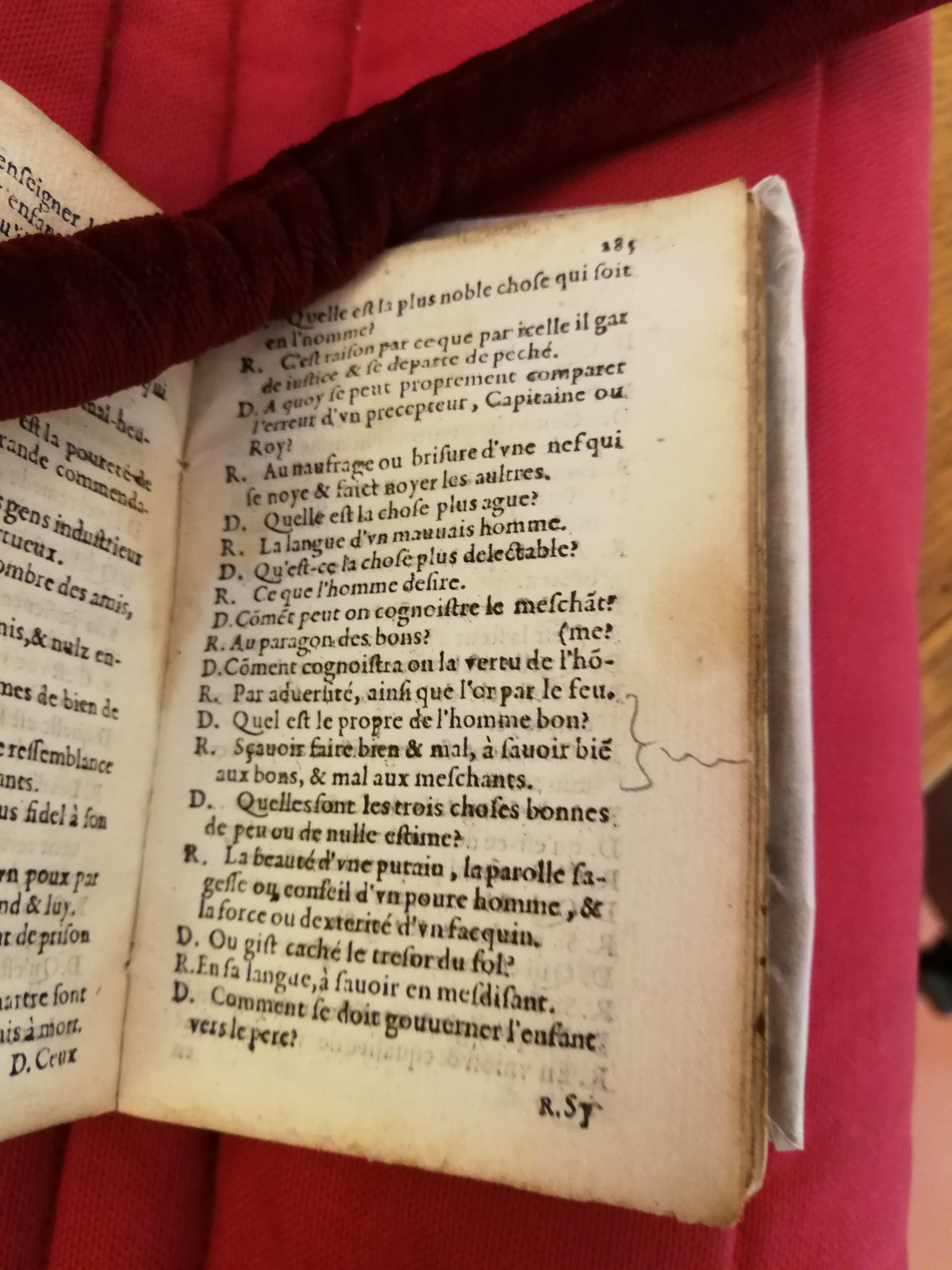 1577 - Jean d’Ogerolles - Trésor de sentences dorées - Bibliothèque Sainte-Geneviève 1577 - Jean d’Ogerolles - Trésor de sentences dorées - Bibliothèque Sainte-Geneviève