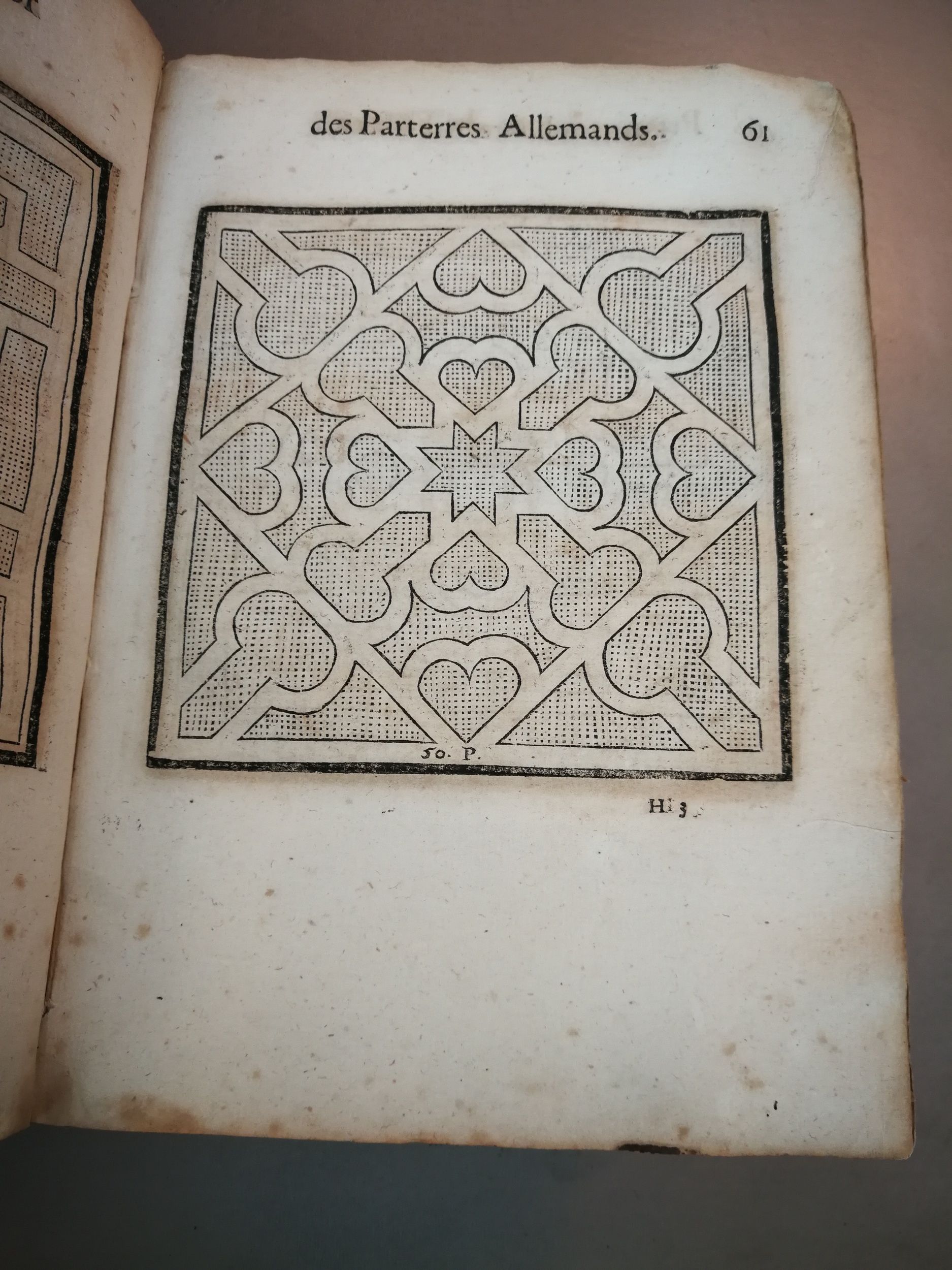 1629 - Étienne Gamonet - Trésor des parterres de l’univers - BM Marseille