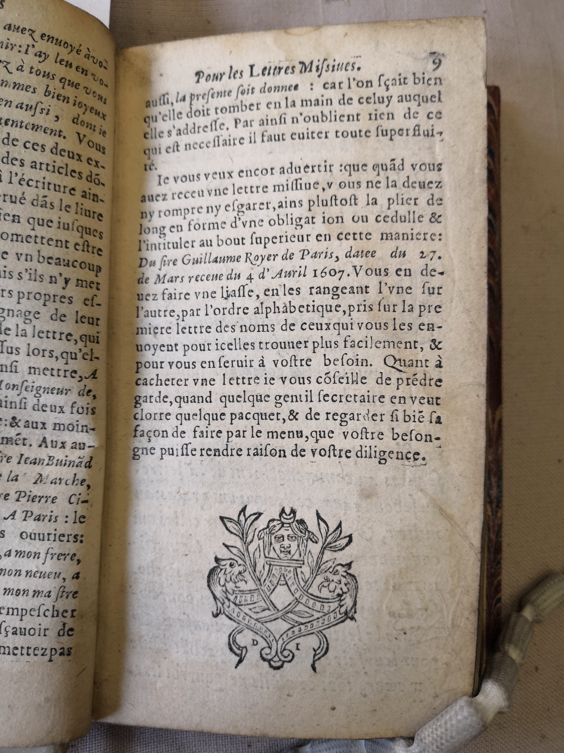 1615 - David Geoffroy - Secrétaire des secrétaires ou le Trésor de la plume française - KBR Bruxelles 1615 - David Geoffroy - Secrétaire des secrétaires ou le Trésor de la plume française - KBR Bruxelles