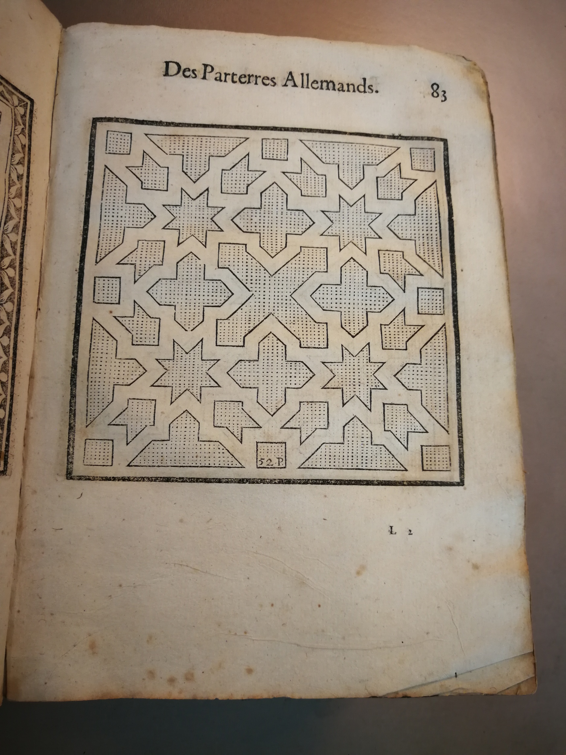 1629 - Étienne Gamonet - Trésor des parterres de l’univers - BM Marseille