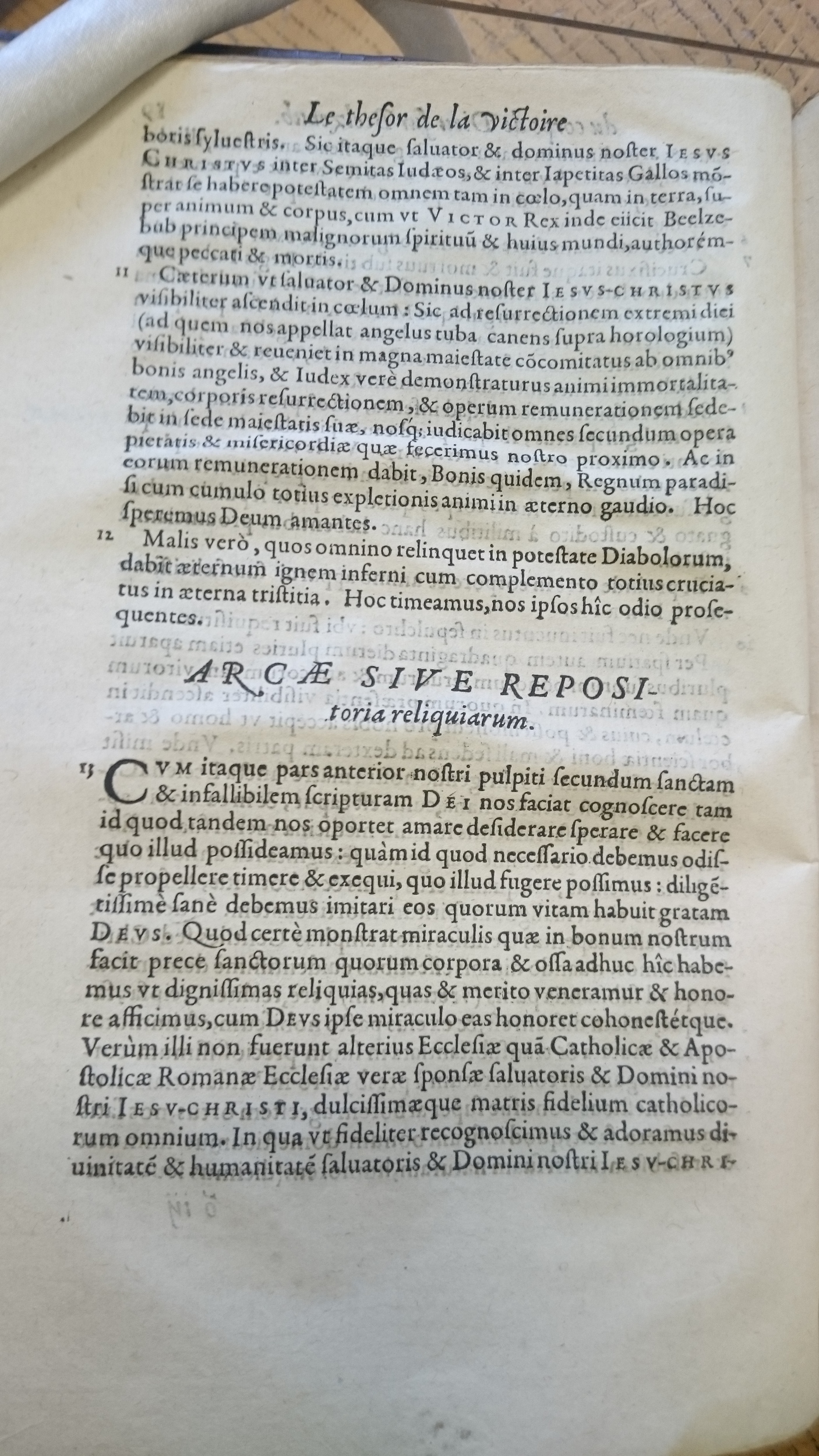 1578 - Nicolas Chesneau - Trésor et entière histoire de la triomphante victoire du corps de Dieu sur l’esprit malin - Douai Quincy