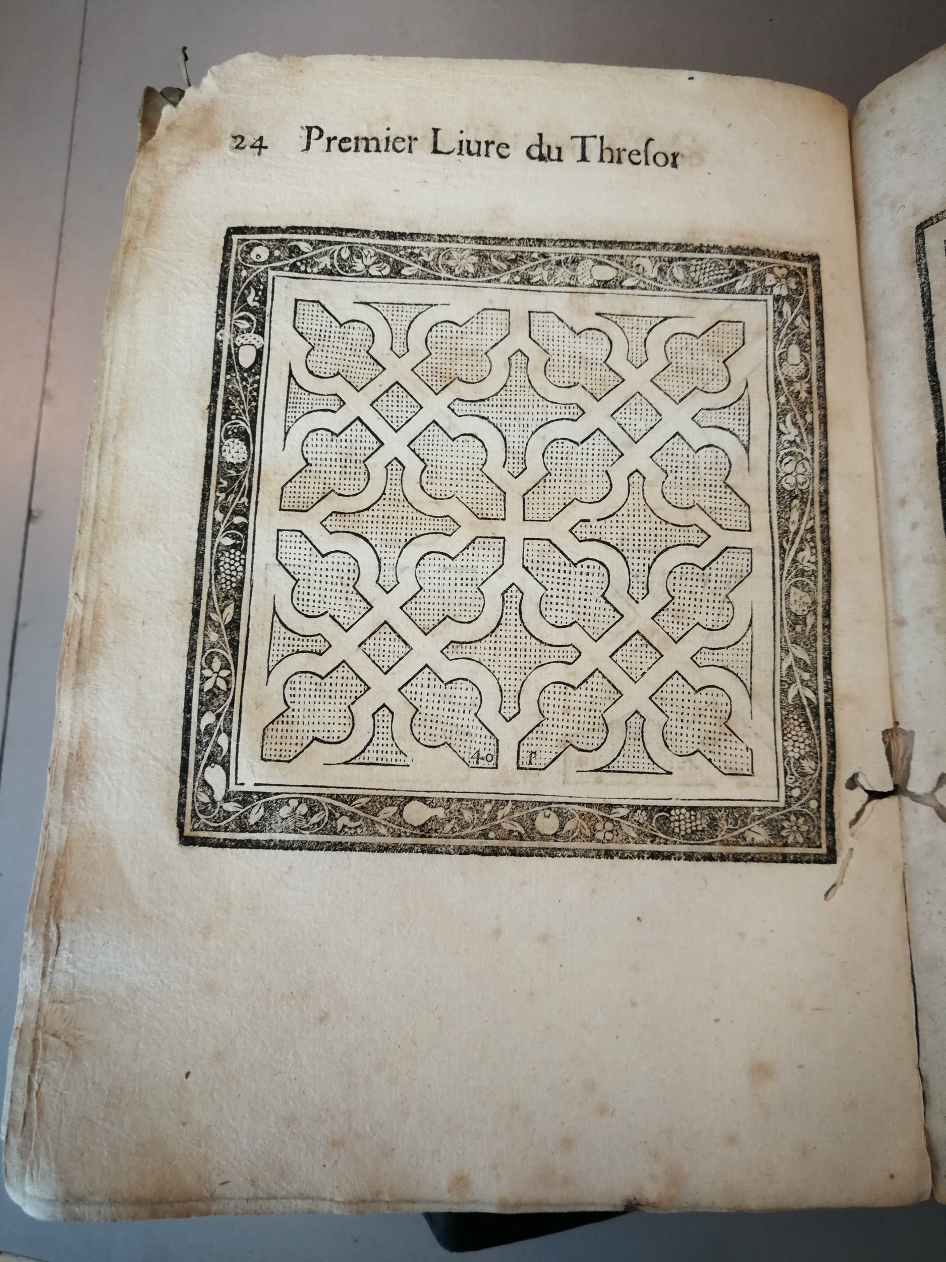 1629 - Étienne Gamonet - Trésor des parterres de l’univers - BM Marseille