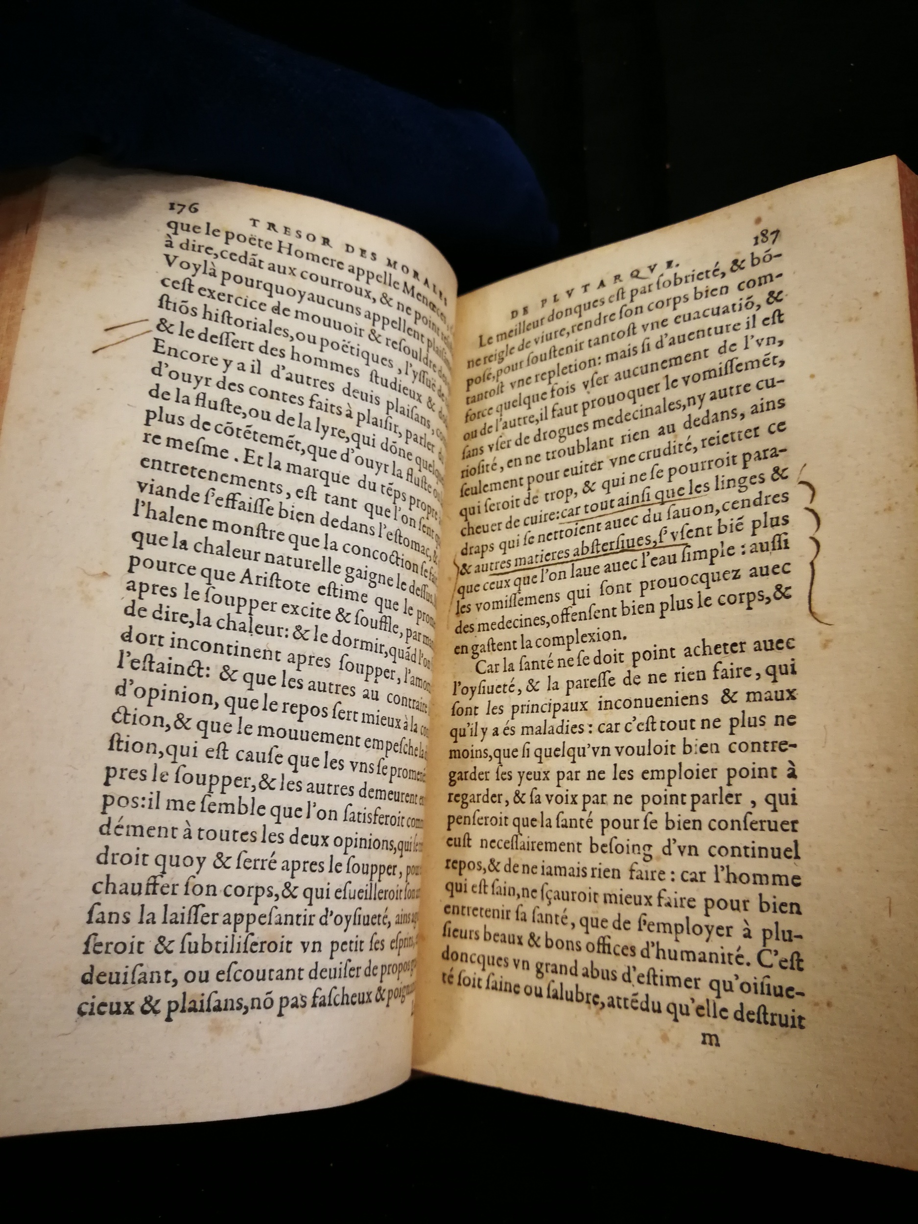 1577 - Jean Poupy - Trésor des morales de Plutarque - Les Méjanes, Aix-en-Provence