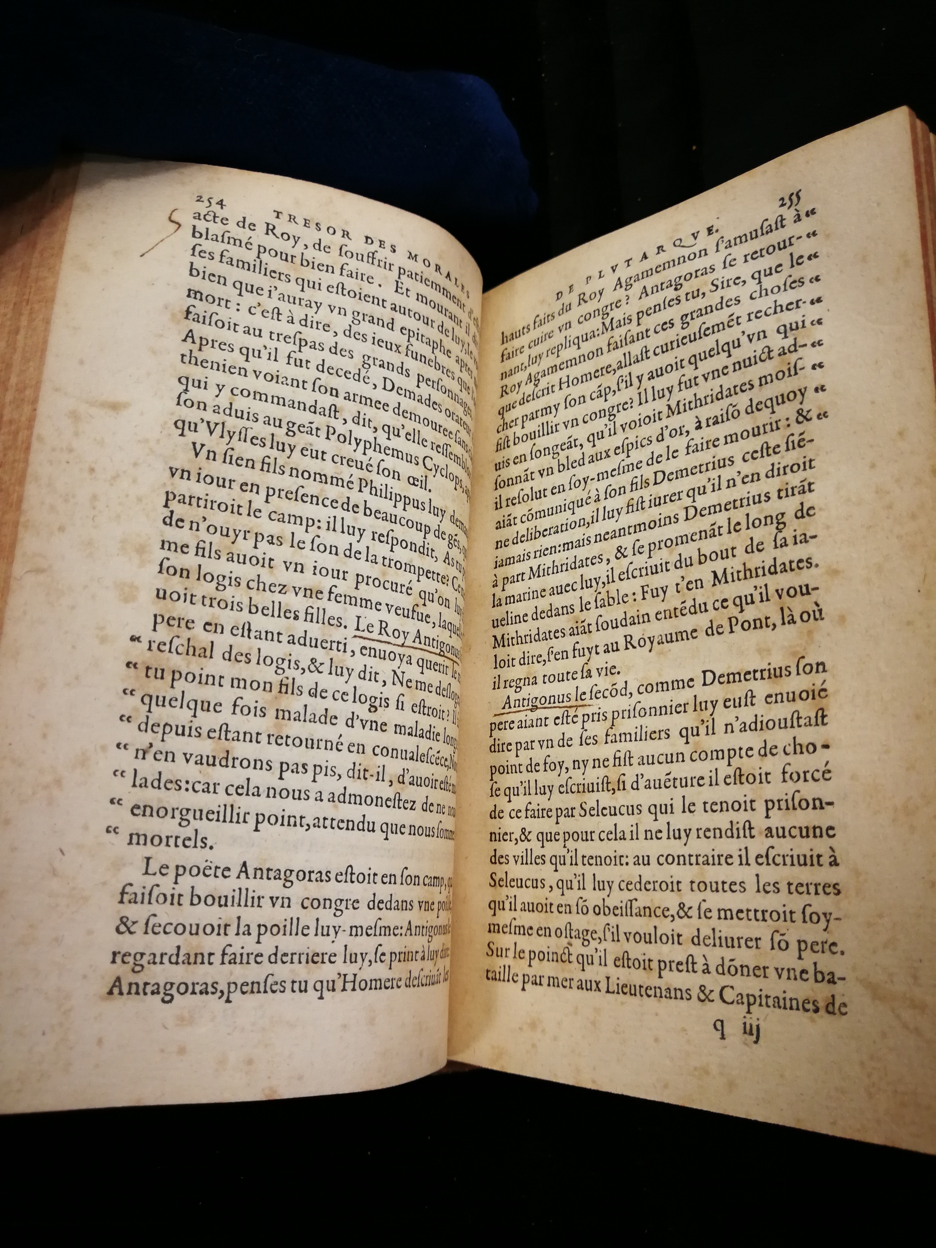 1577 - Jean Poupy - Trésor des morales de Plutarque - Les Méjanes, Aix-en-Provence