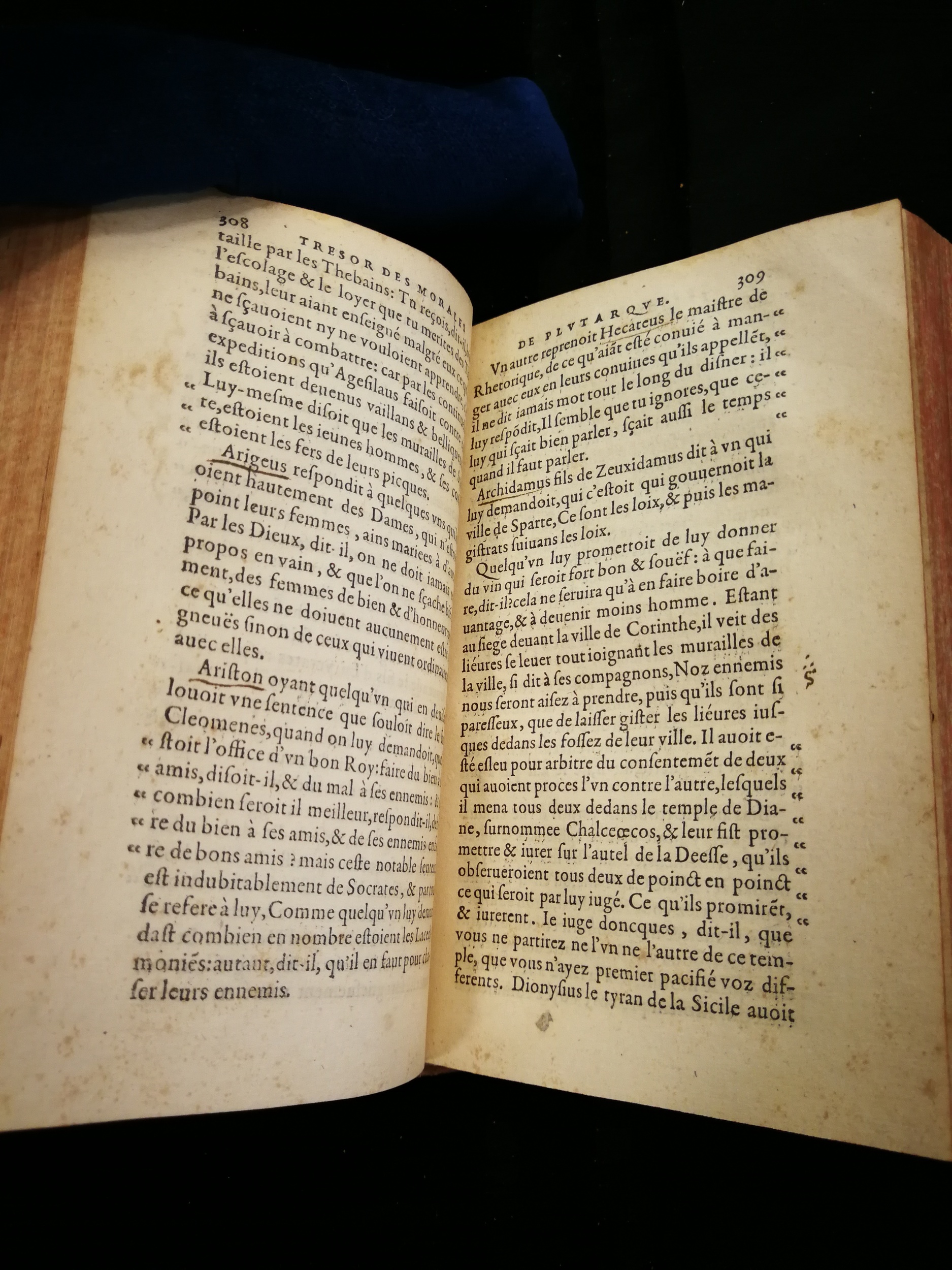 1577 - Jean Poupy - Trésor des morales de Plutarque - Les Méjanes, Aix-en-Provence 1577 - Jean Poupy - Trésor des morales de Plutarque - Les Méjanes, Aix-en-Provence