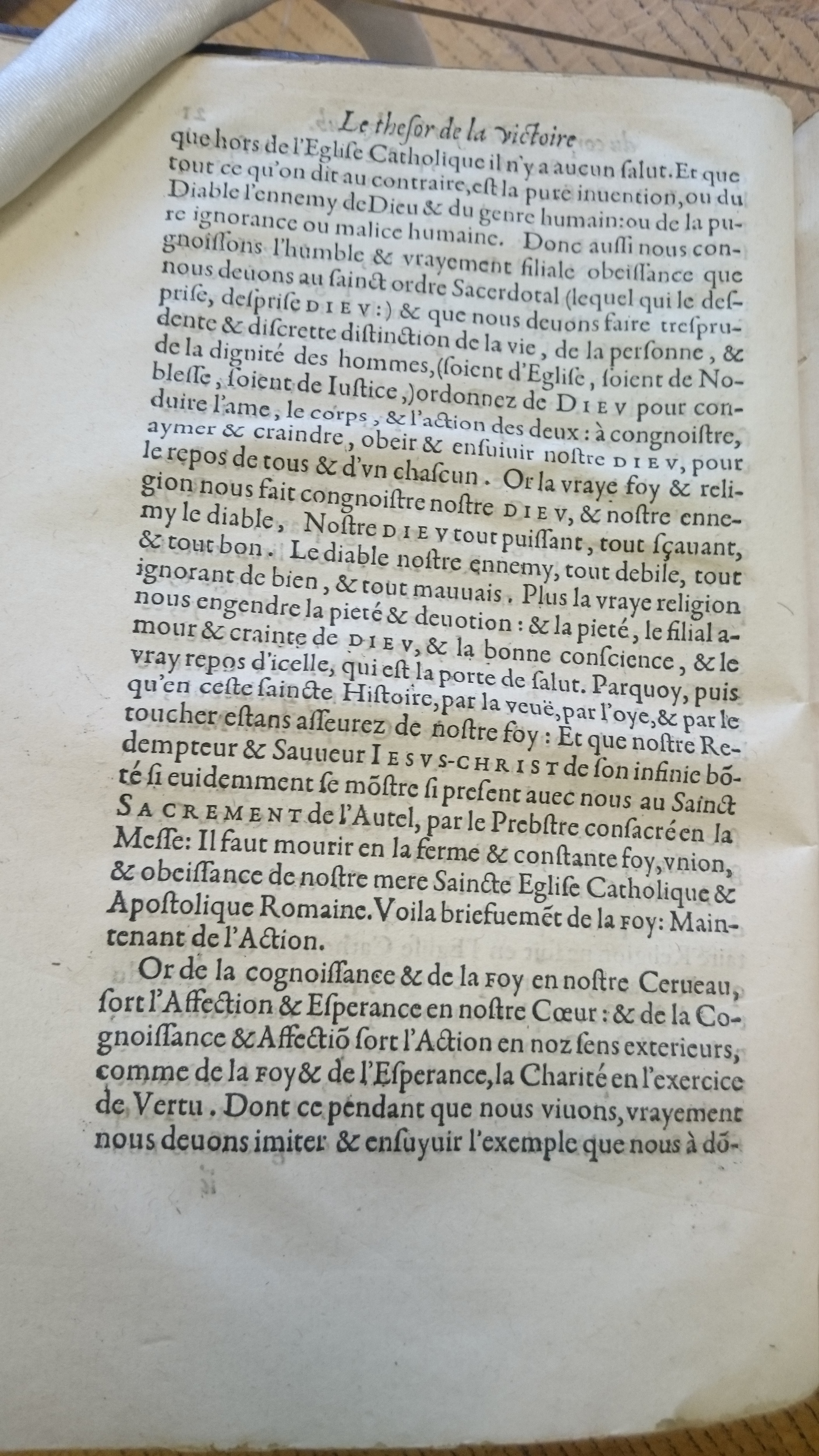 1578 - Nicolas Chesneau - Trésor et entière histoire de la triomphante victoire du corps de Dieu sur l’esprit malin - Douai Quincy