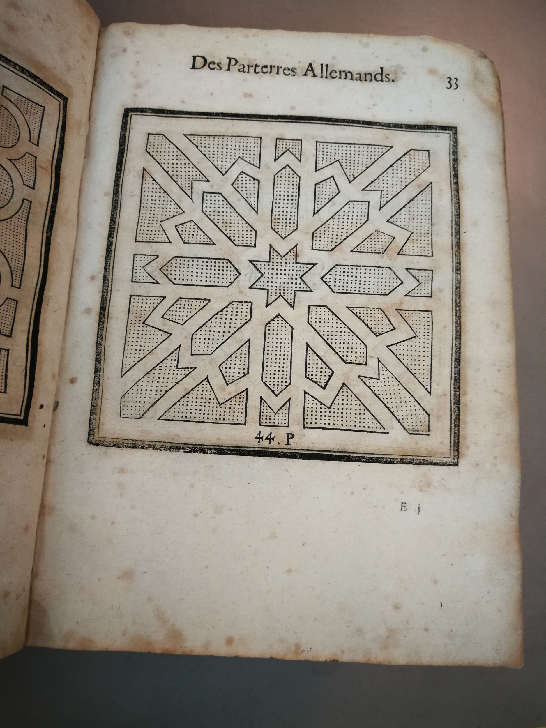 1629 - Étienne Gamonet - Trésor des parterres de l’univers - BM Marseille