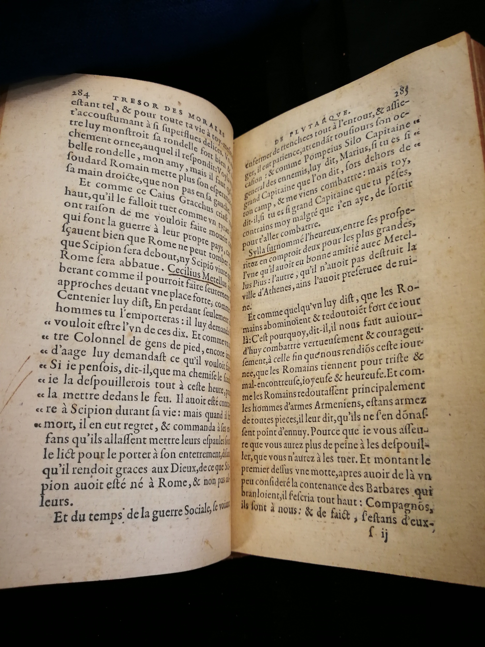 1577 - Jean Poupy - Trésor des morales de Plutarque - Les Méjanes, Aix-en-Provence 1577 - Jean Poupy - Trésor des morales de Plutarque - Les Méjanes, Aix-en-Provence