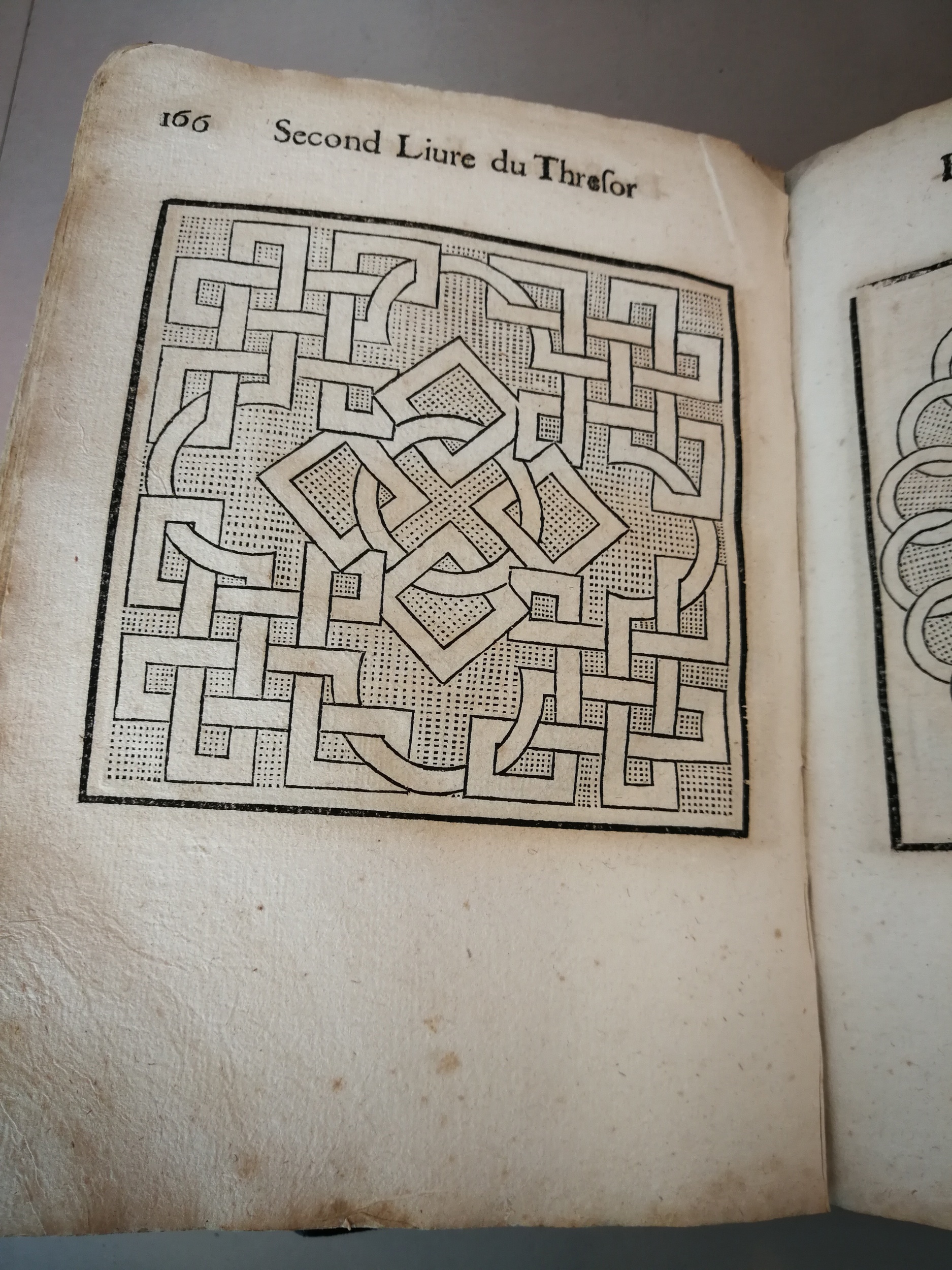 1629 - Étienne Gamonet - Trésor des parterres de l’univers - BM Marseille