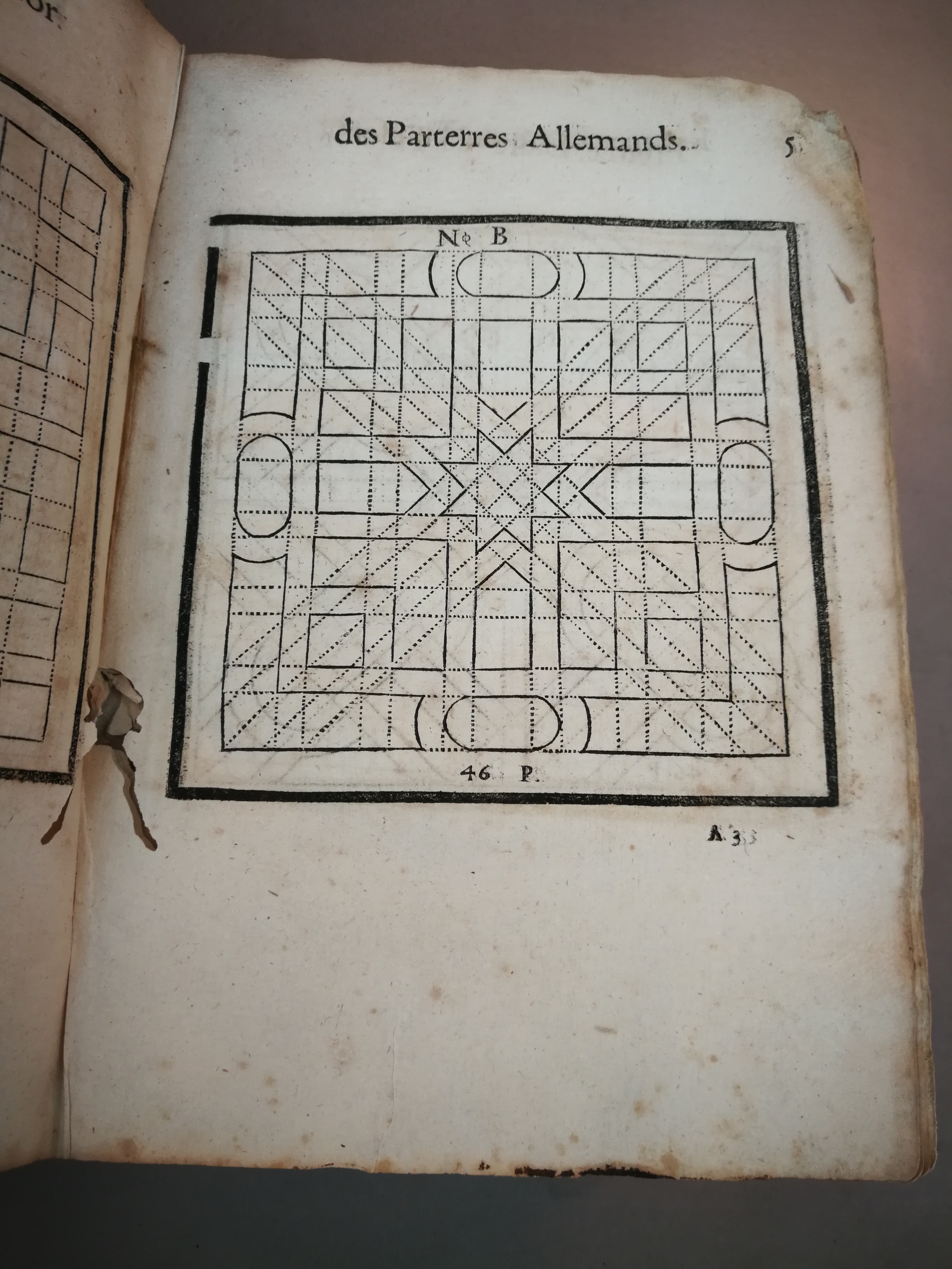1629 - Étienne Gamonet - Trésor des parterres de l’univers - BM Marseille
