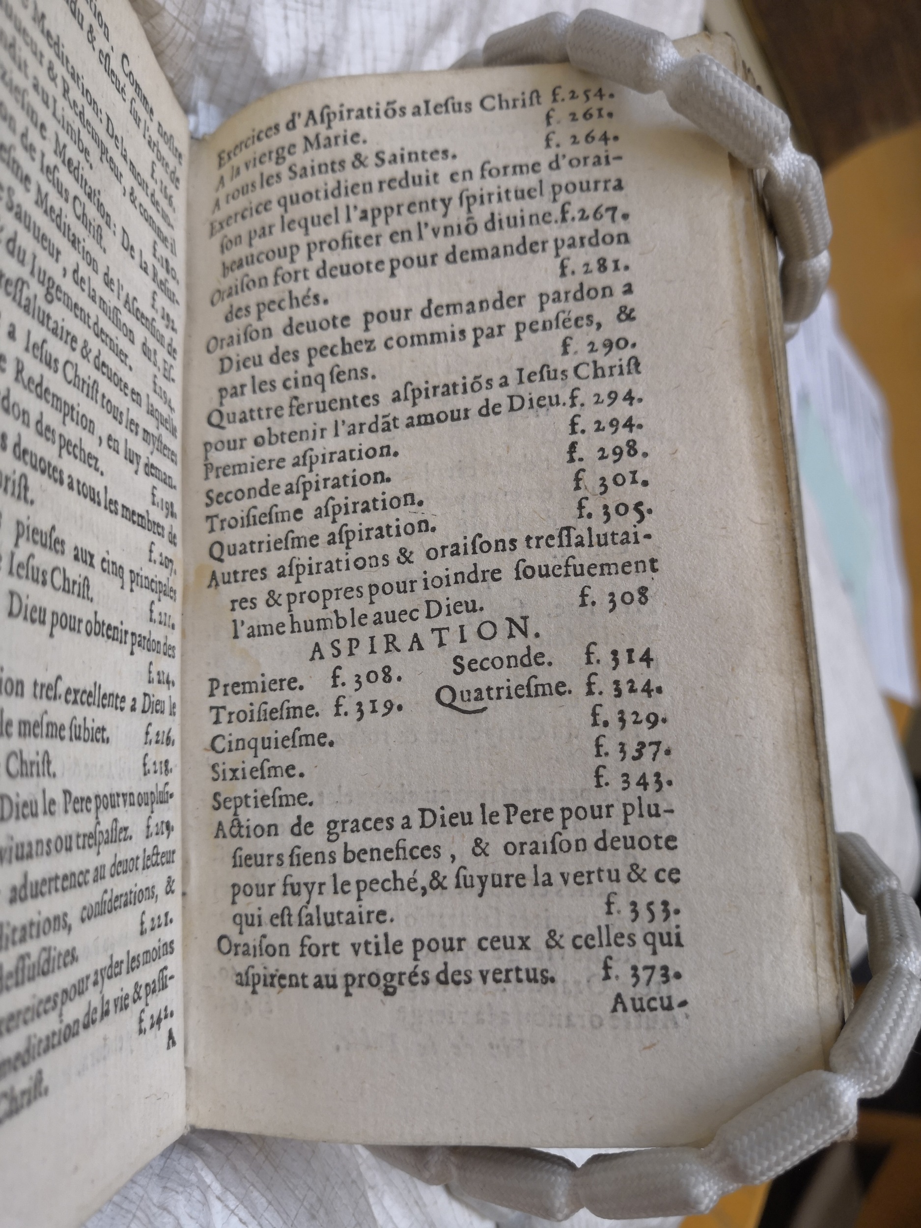 1609 - Charles Boscard - Trésor ou coffret spirituel - Anvers Université<br />