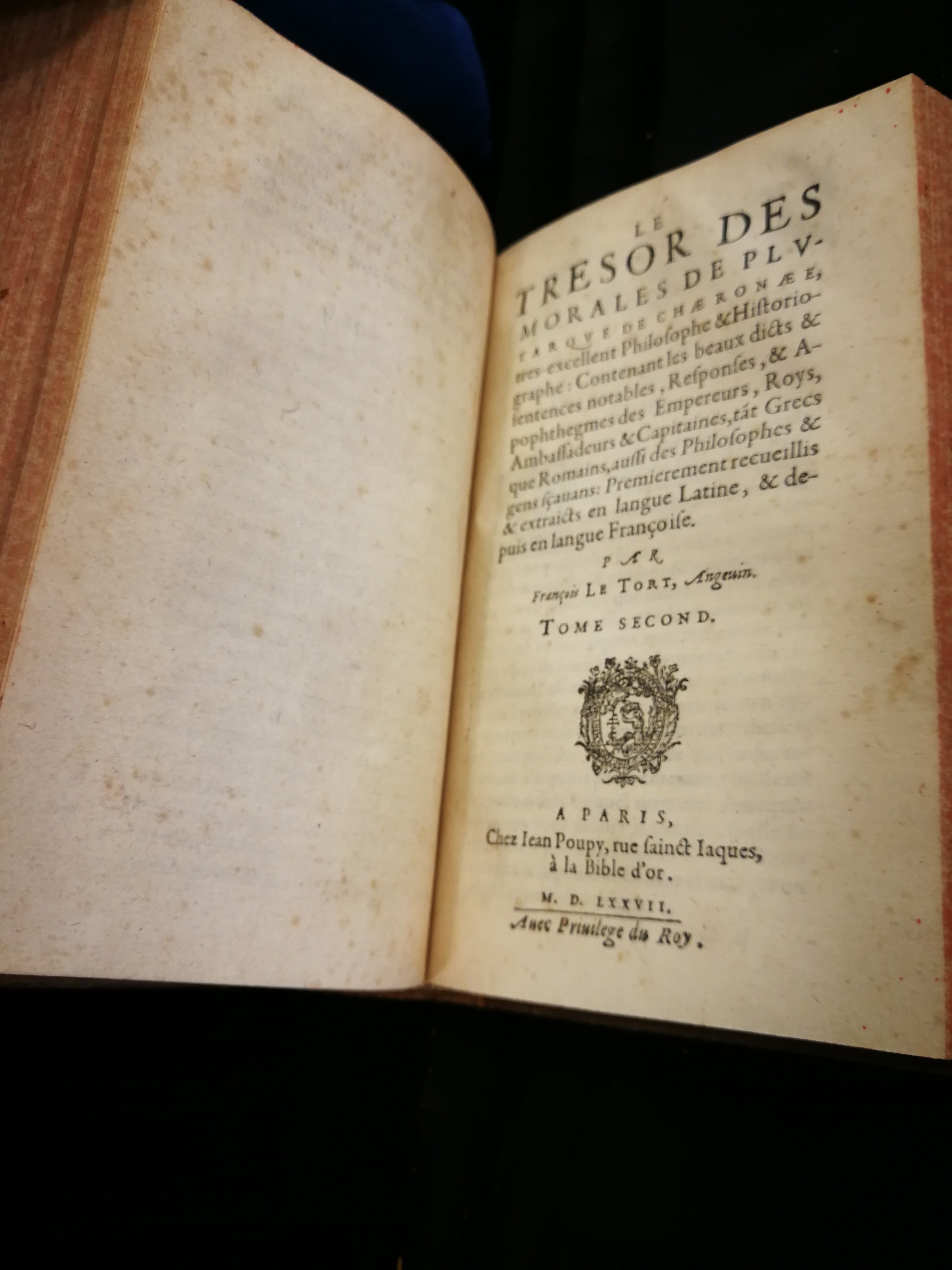 1577 - Jean Poupy - Trésor des morales de Plutarque - Les Méjanes, Aix-en-Provence