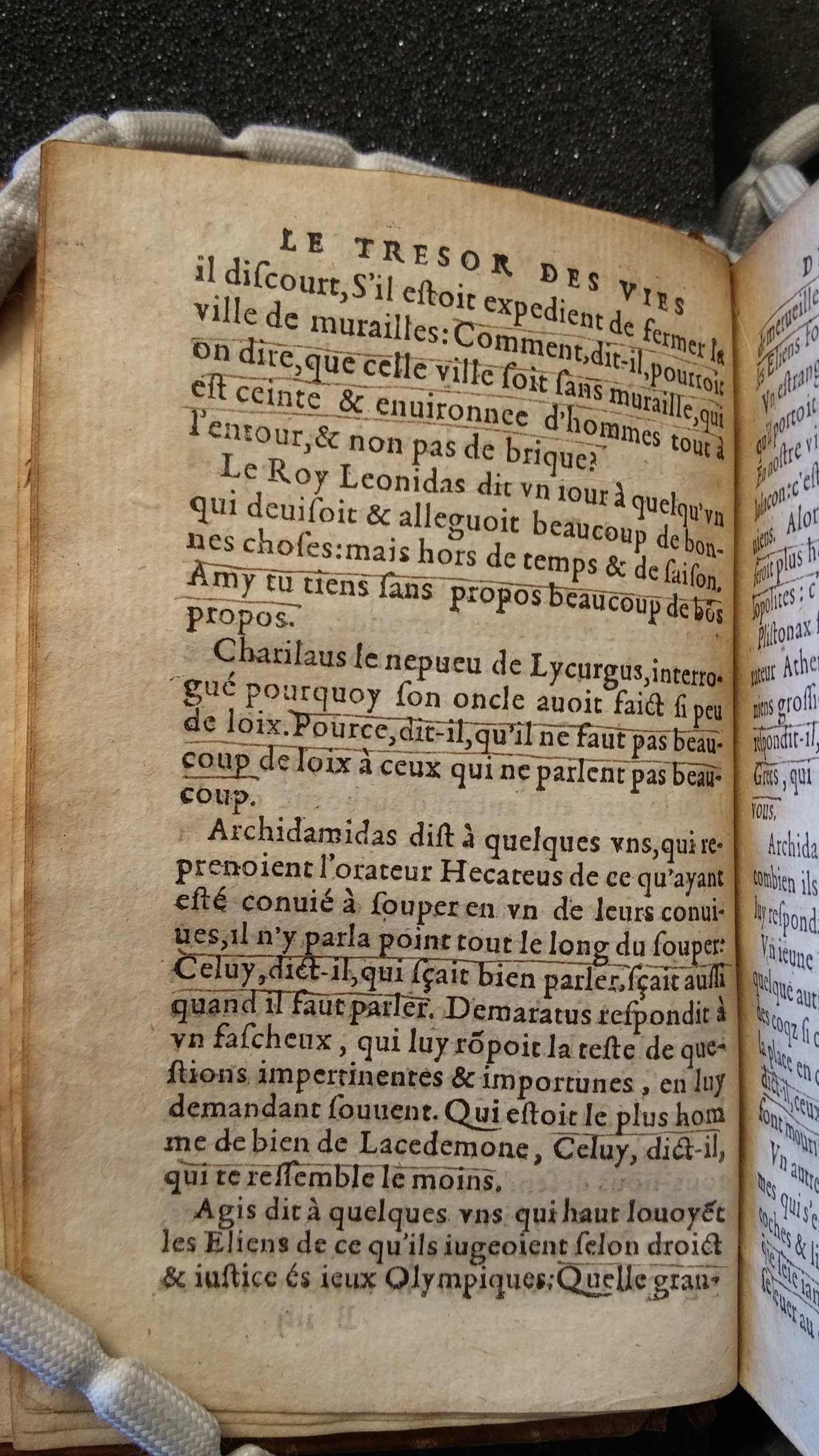 1577 - Claude Micard - Trésor des vies de Plutarque - Saint-Gallen