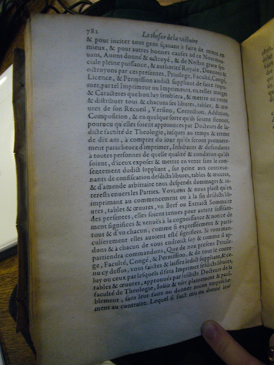 1578 - Nicolas Chesneau - Trésor et entière histoire de la triomphante victoire du corps de Dieu sur l’esprit malin - BnF Arsenal 1578 - Nicolas Chesneau - Trésor et entière histoire de la triomphante victoire du corps de Dieu sur l’esprit malin - BnF Arsenal