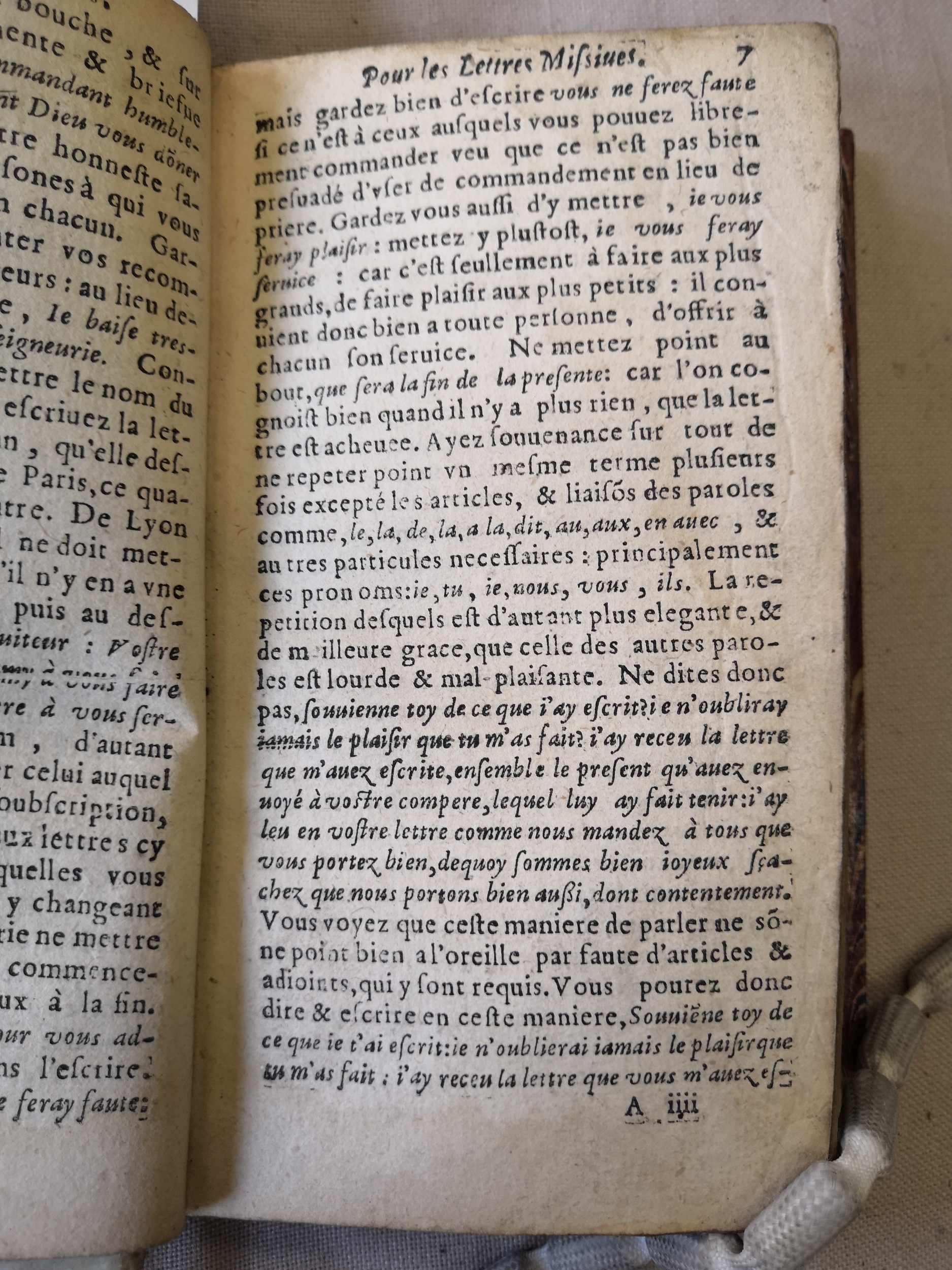 1615 - David Geoffroy - Secrétaire des secrétaires ou le Trésor de la plume française - KBR Bruxelles 1615 - David Geoffroy - Secrétaire des secrétaires ou le Trésor de la plume française - KBR Bruxelles