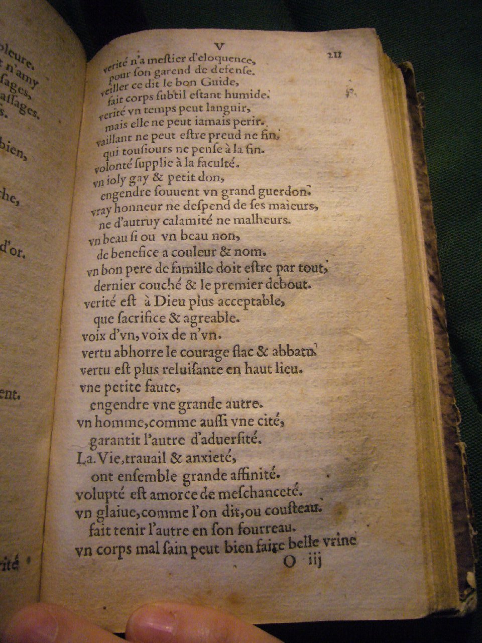 1617 - François Lefebvre - Trésor de sentences dorées et argentées - BnF Tolbiac