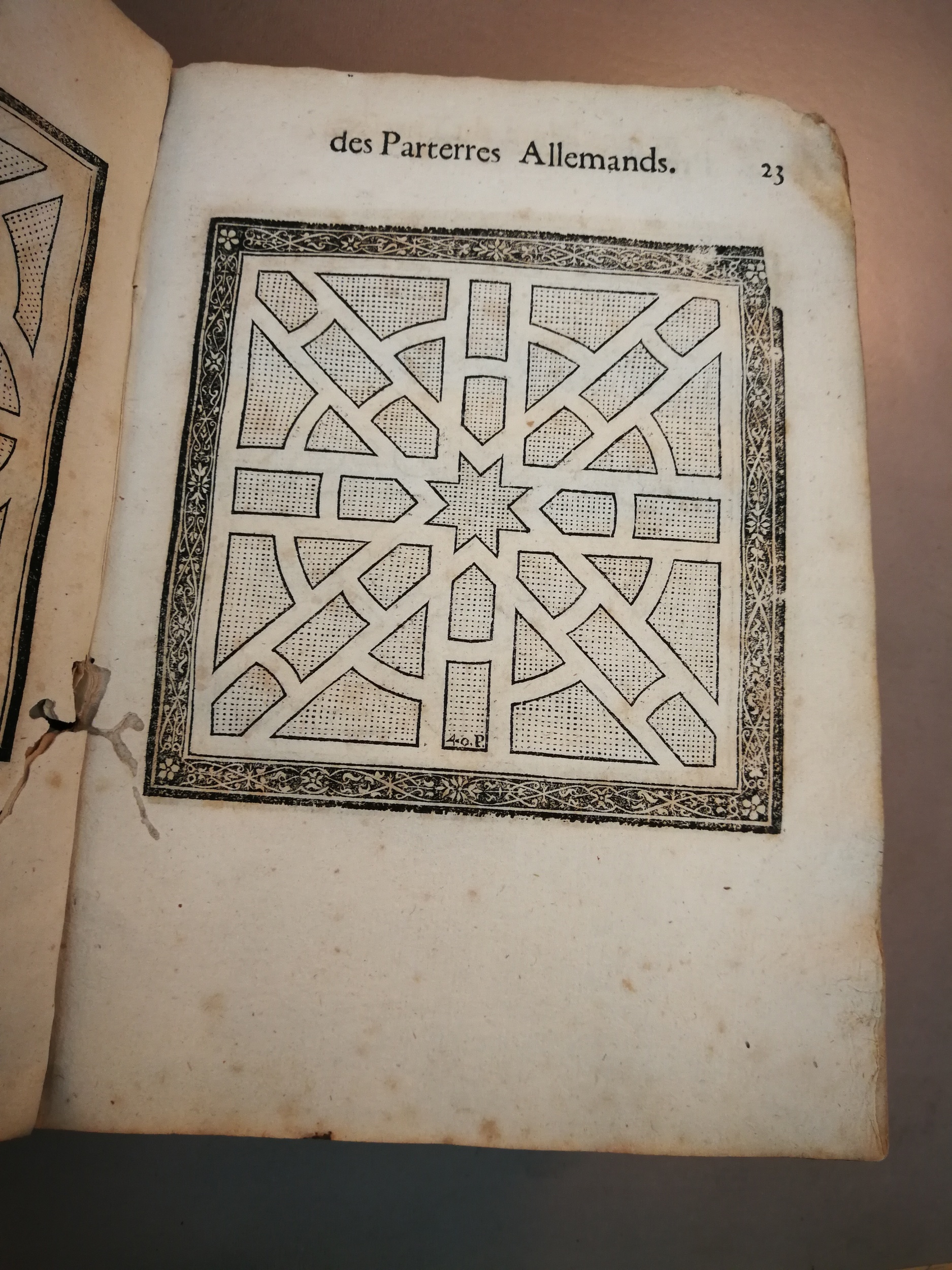 1629 - Étienne Gamonet - Trésor des parterres de l’univers - BM Marseille
