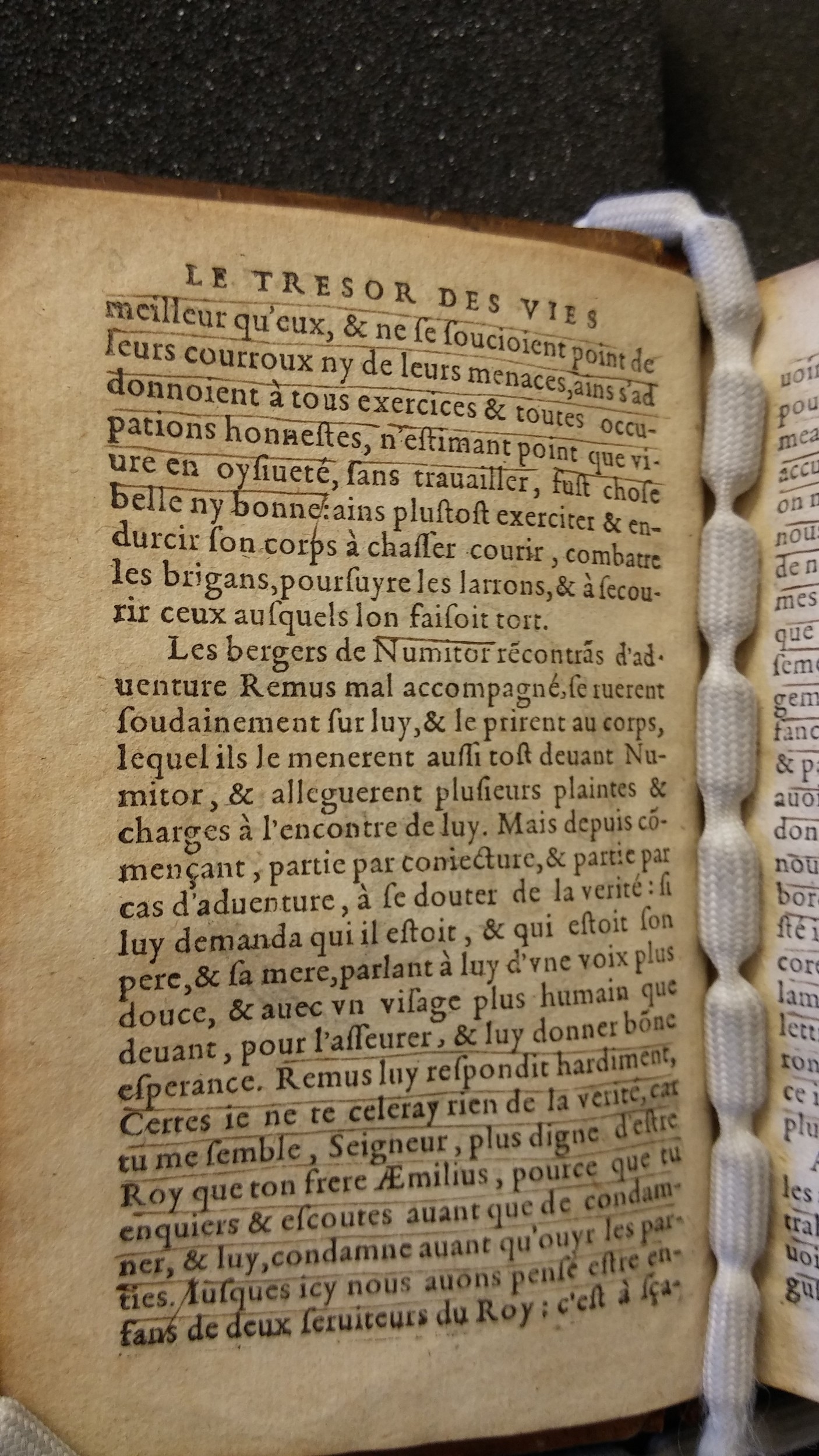 1577 - Claude Micard - Trésor des vies de Plutarque - Saint-Gallen