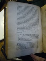 1578 - Nicolas Chesneau - Trésor et entière histoire de la triomphante victoire du corps de Dieu sur l’esprit malin - BnF Arsenal