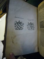 1578 - Nicolas Chesneau - Trésor et entière histoire de la triomphante victoire du corps de Dieu sur l’esprit malin - BnF Arsenal