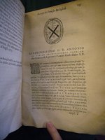 1578 - Nicolas Chesneau - Trésor et entière histoire de la triomphante victoire du corps de Dieu sur l’esprit malin - BnF Arsenal