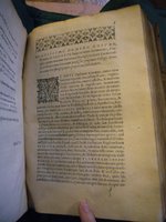 1578 - Nicolas Chesneau - Trésor et entière histoire de la triomphante victoire du corps de Dieu sur l’esprit malin - BnF Arsenal