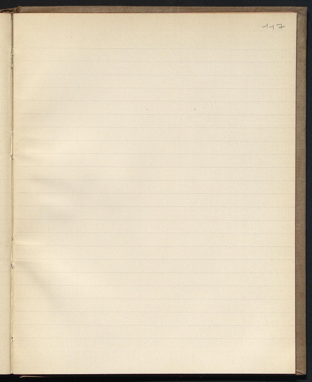 [folio 117 : foliotation de la main de bibliothécaire][page blanche]
