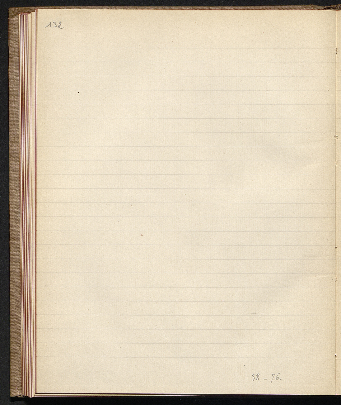 [folio 132 : foliotation de la main de bibliothécaire][page blanche]