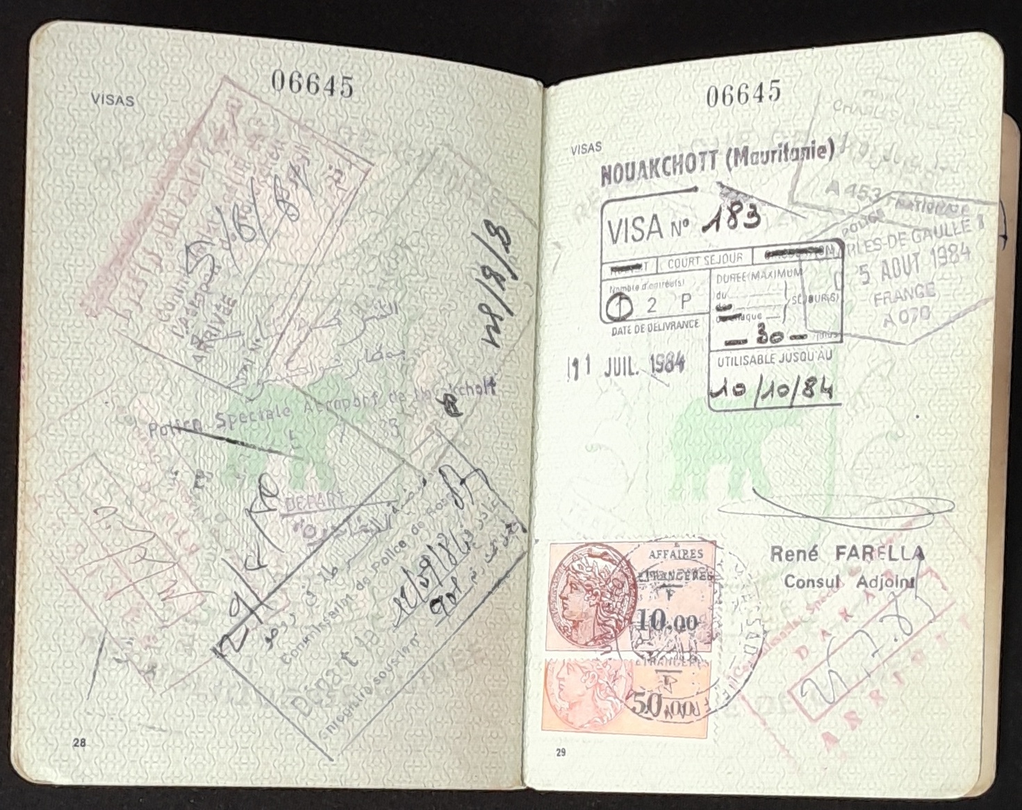 17.9 1978-1986 Passeport18.jpg