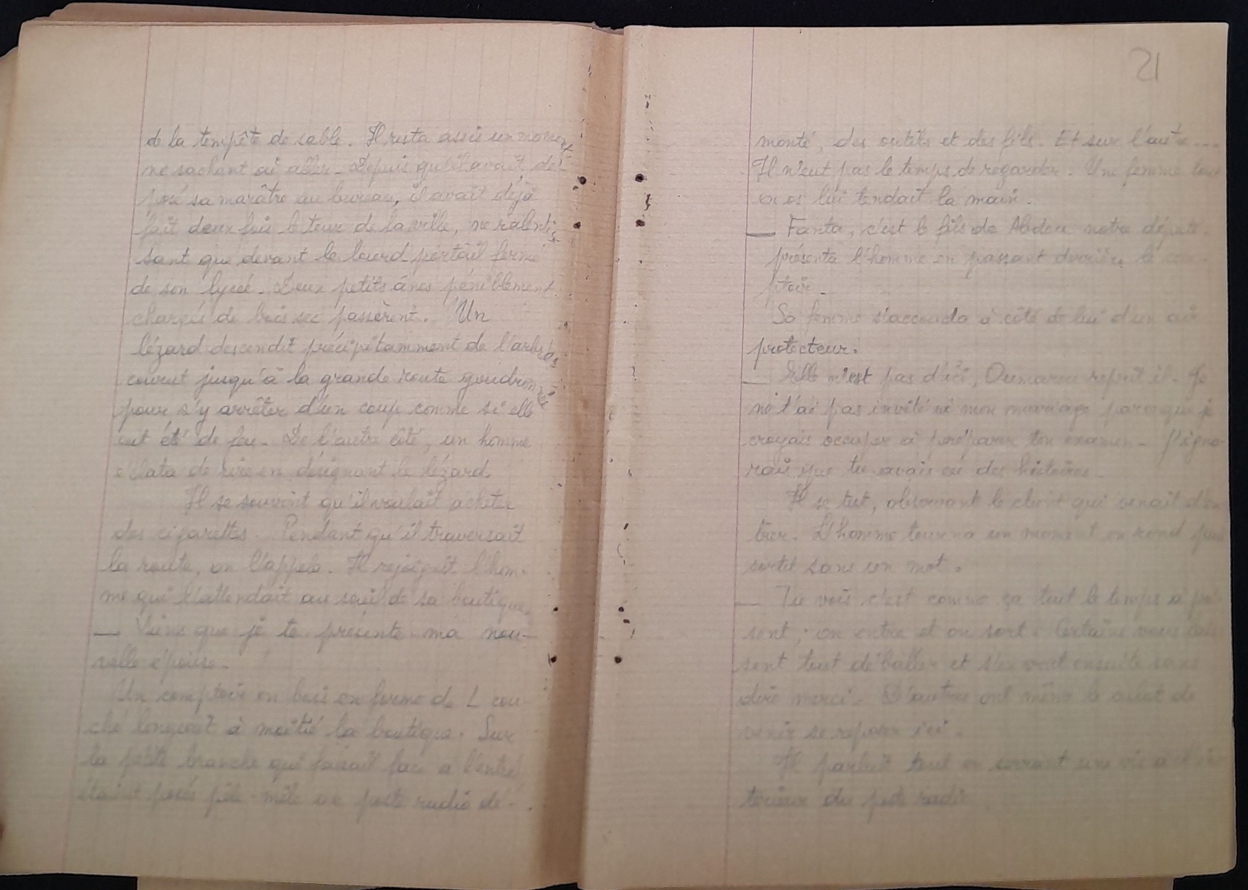 15.5.5 CahierSans couv.JeuneHommeDeSable-22.jpg