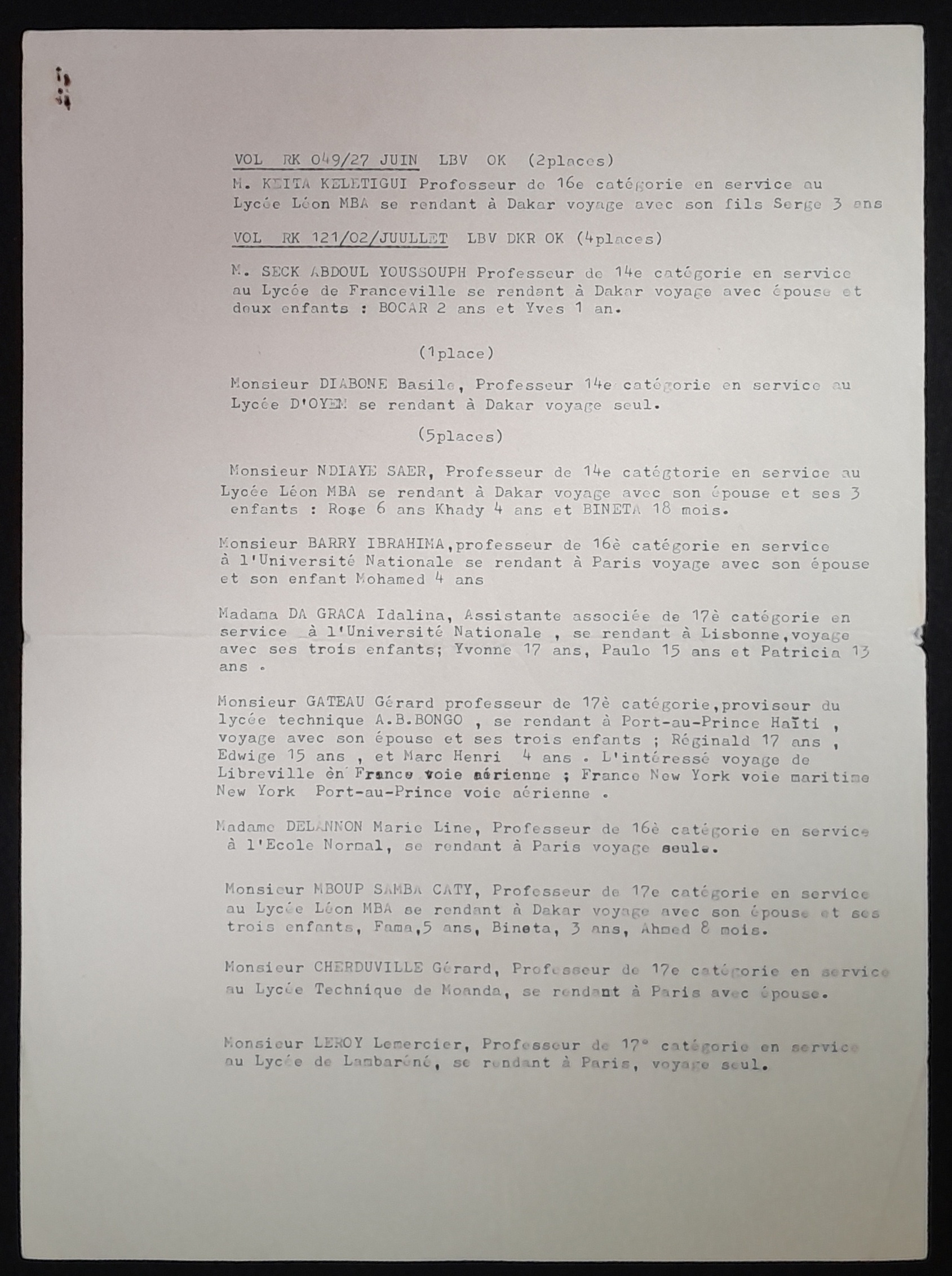 13.2 Gabon De╠ücisionConge╠üsScolaires-7.jpg