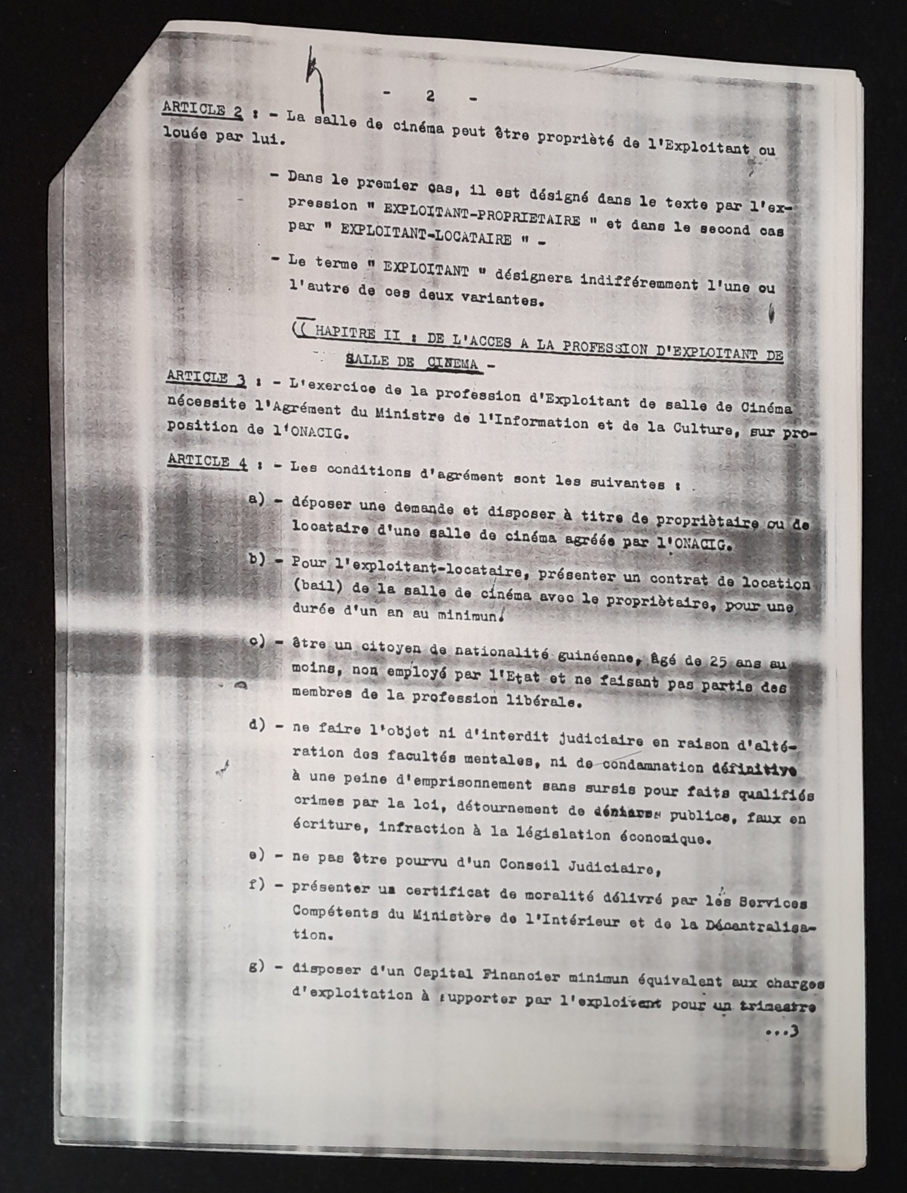 17.16 1986 CinemaExploitantDecret-2.jpg