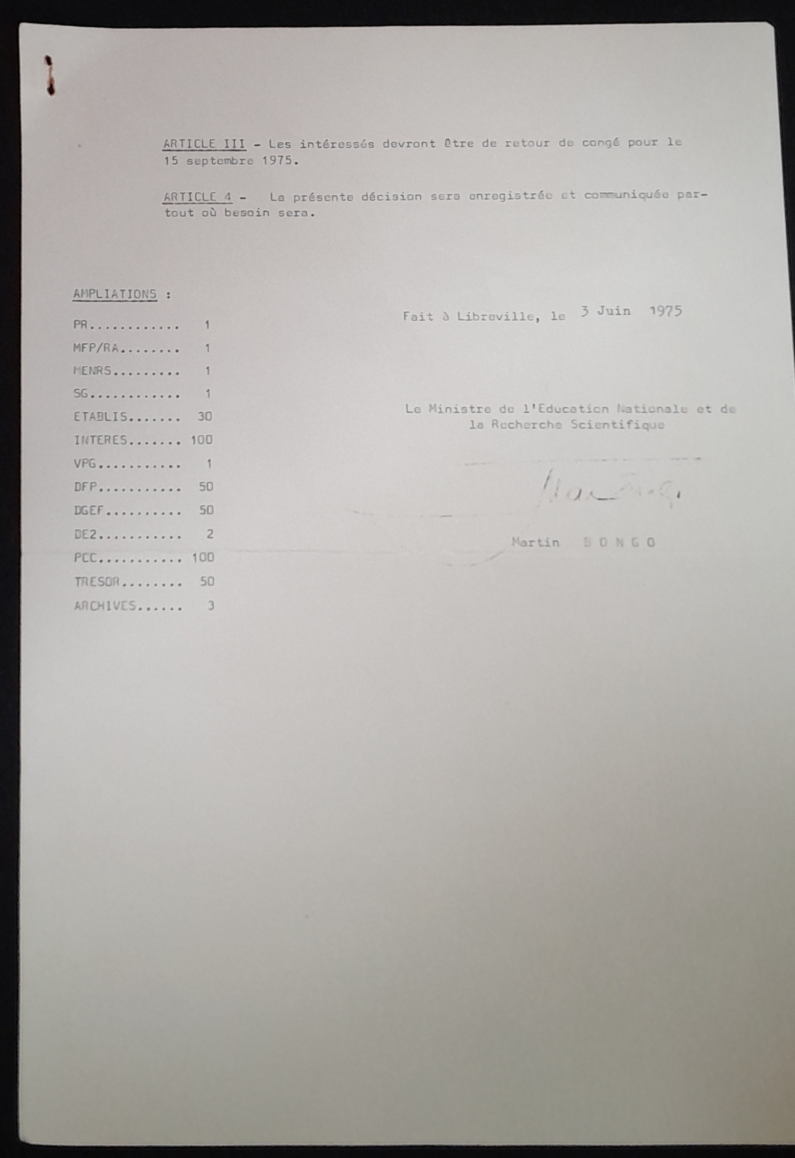 13.2 Gabon De╠ücisionConge╠üsScolaires-2.jpg