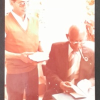 8. WS et homme a╠Ç la pipe.jpg