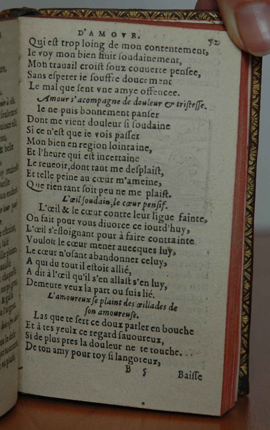 http://eman-archives.org/import/TJI/1582/[1582_Courtizanamoureux_Rigaud]_Page_025.jpg