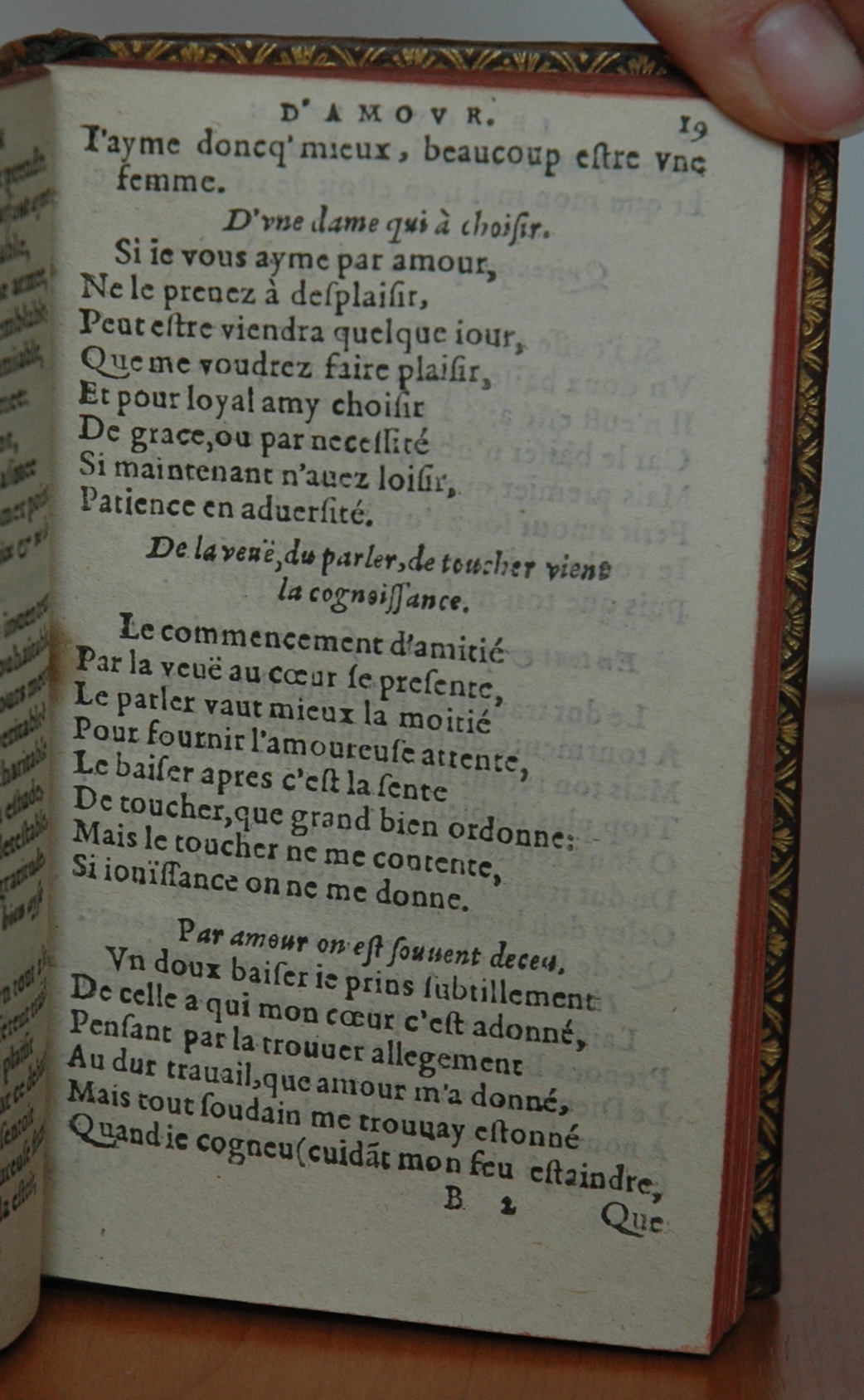 http://eman-archives.org/import/TJI/1582/[1582_Courtizanamoureux_Rigaud]_Page_019.jpg